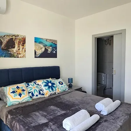 Sea Breeze Penthouse And Terrace Qawra St Paul's Bay