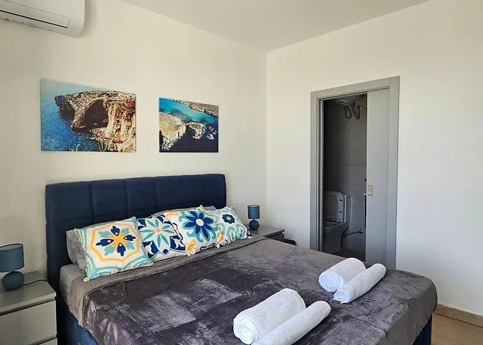 Sea Breeze Penthouse And Terrace Qawra St. Paul's Bay