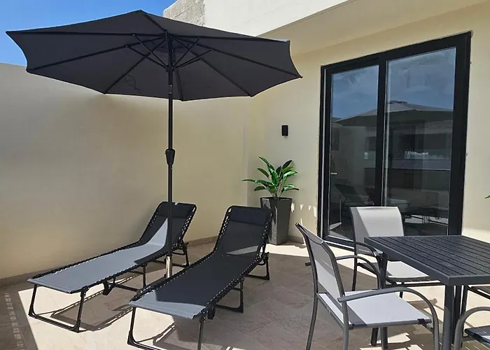 Sea Breeze Penthouse And Terrace Qawra *