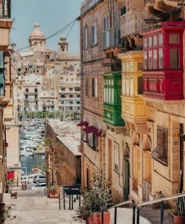 Sea Breeze Penthouse And Terrace Qawra Appartement