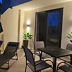 Sea Breeze Penthouse And Terrace Qawra