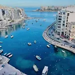 Sea Breeze Penthouse And Terrace Qawra
