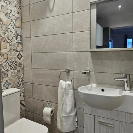 Sea Breeze Penthouse And Terrace Qawra *