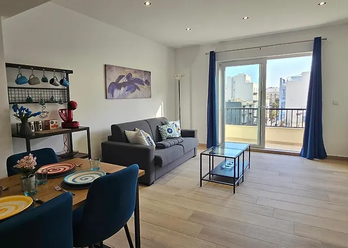 Sea Breeze Penthouse And Terrace Qawra Апартаменты