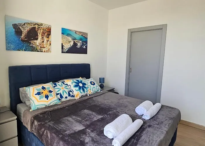 Sea Breeze Penthouse And Terrace Qawra Апартаменты